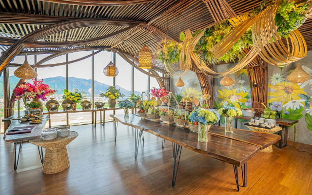 The Signature Nha Trang Hotel