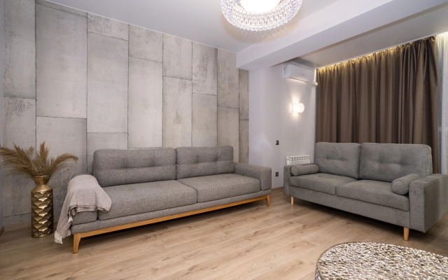 Istoriya u Kremlya Flat