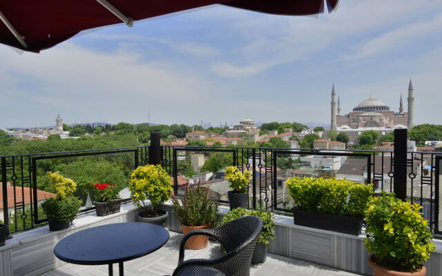 Agora Life Hotel