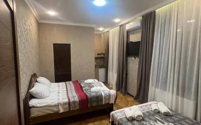 Shota's Guest House