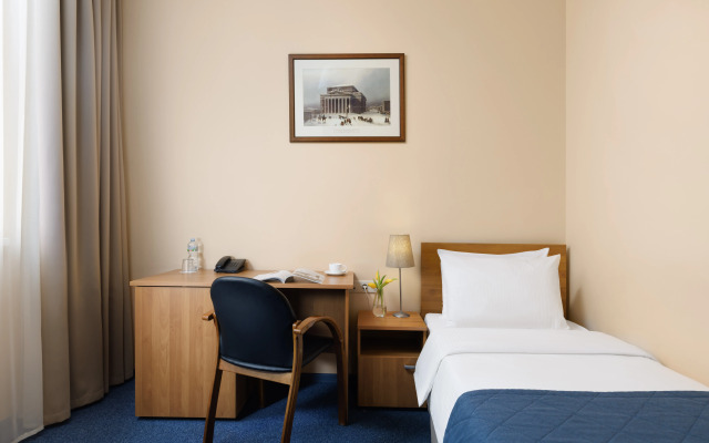 Maleton na Anokhina Hotel