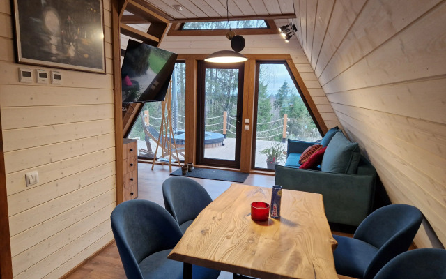 Holmles Private House