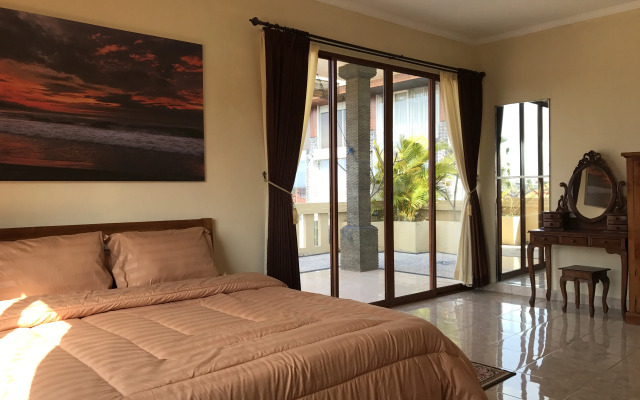 Отель La Costa Central