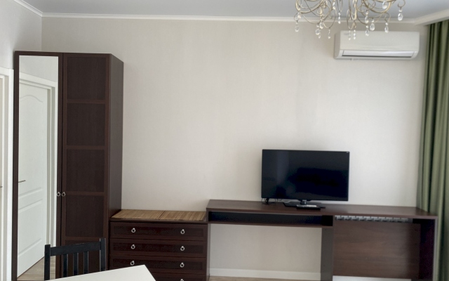 Апартаменты 090 Приморская 30А