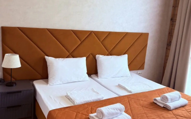 Na Ulitse Dubravskoy 3 Private house