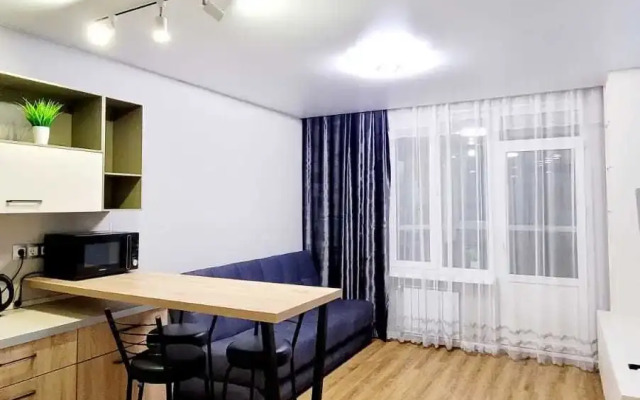 Квартира на Александра Усольцева 25