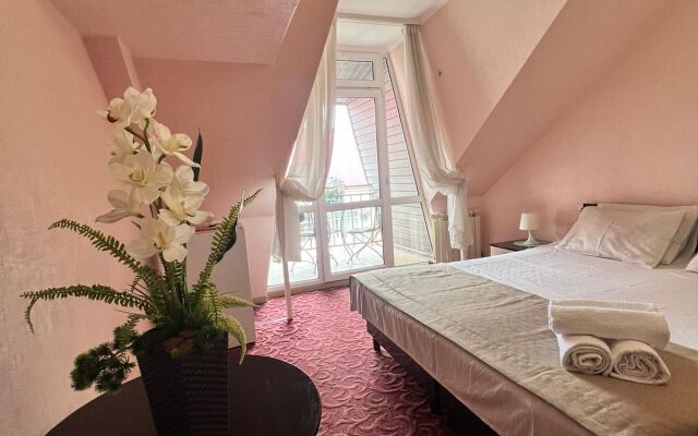 L' Etual Guest House