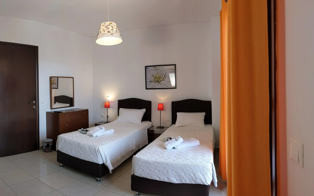 Maestralia Apartments