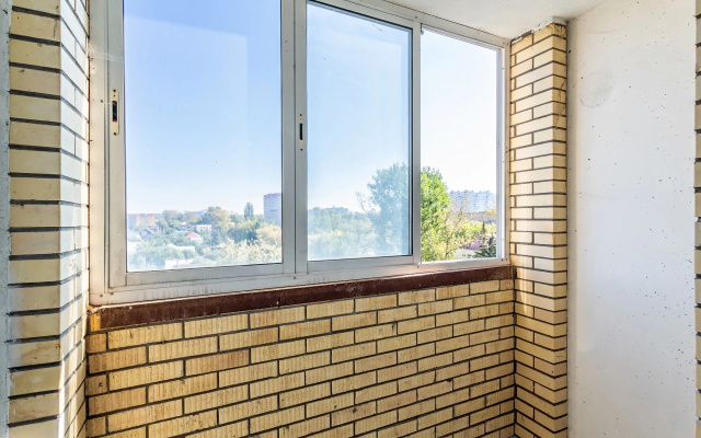 Kvartira Prostornaa dvuhkomnatnaa v samom centre goroda
