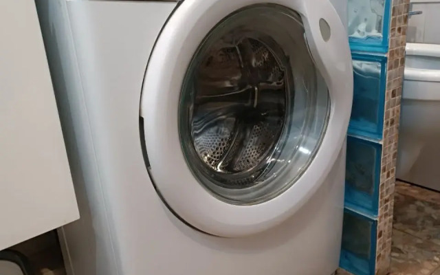 Uyutnaya dvukhkomnatnaya s konditsionerom Ermitazh Flat