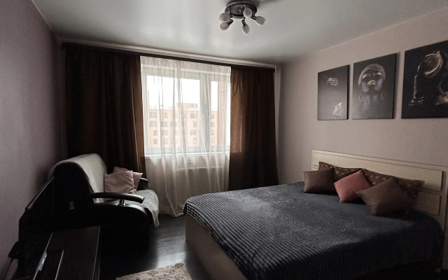 Na Naberezhnoy 112 Apartments
