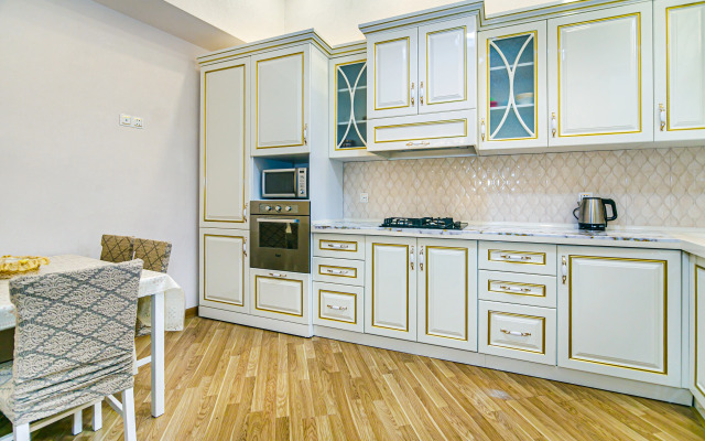 Premium at Nizami Street on Targovi Apartments