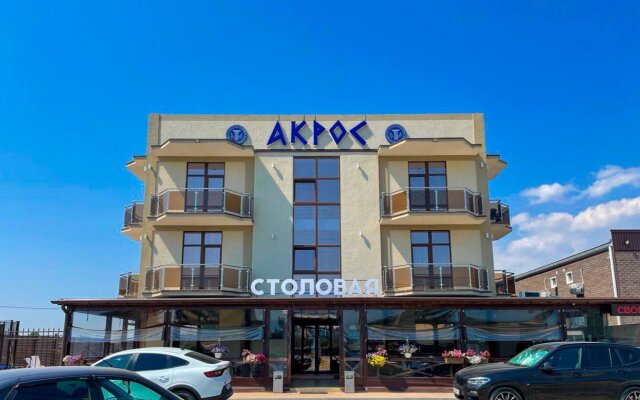 Akros Hotel