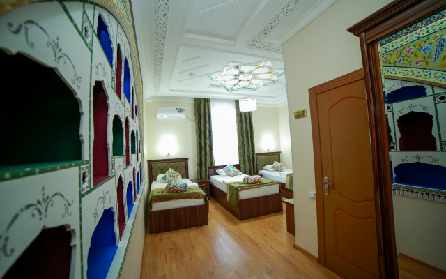 Rayhon Hotel