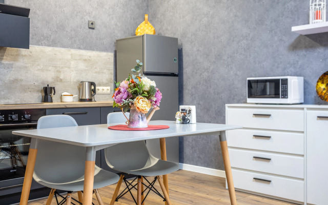 Квартира просторная евродвушка с большой кроватью и удобным диваном