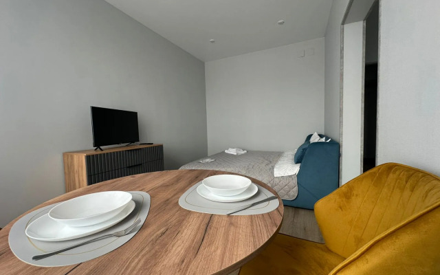 Апартаменты Уютная Студия с Балконом