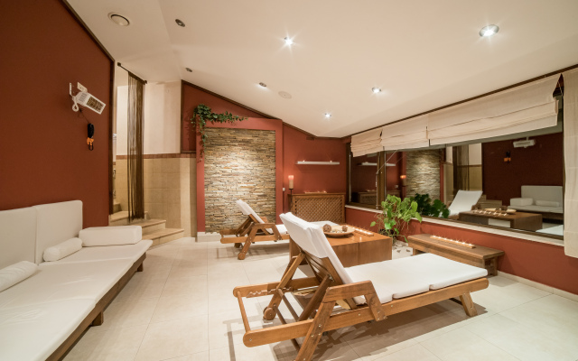 Smilen Hotel