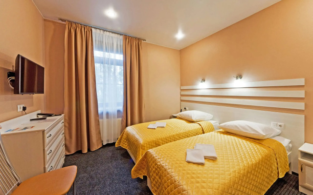 Отель Виктория