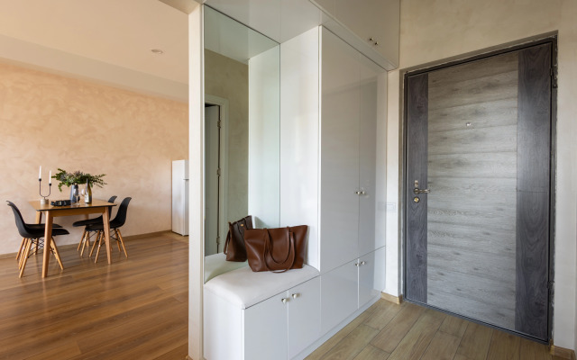 KeyGo #0026, 1 Bedroom, Next To English Park Apartments