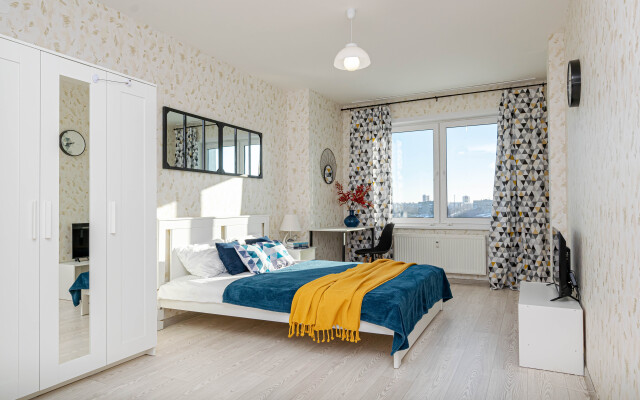Svetlaya Uyutnaya Odnushka U Komsomolskoy Ploschadi  Apartments