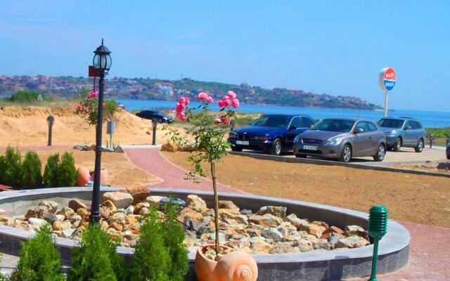 Апартаменты Menada Sozopol