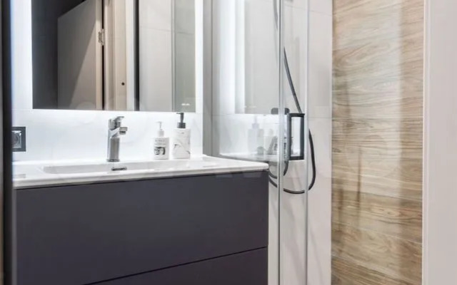 Апартаменты 3Roomz с бассейном и спортзалом