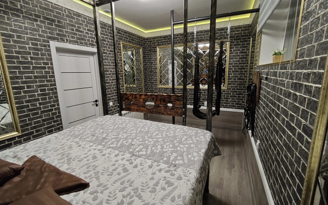 Na Krasnoy Armii 136/2 Apartments