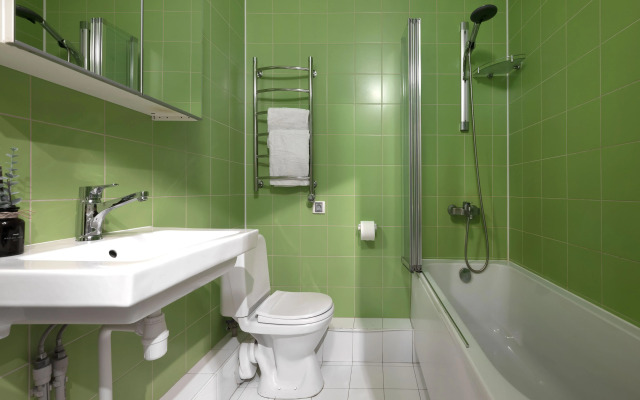 Апартаменты MMyhomeYourhome на Оптиков д34 к1