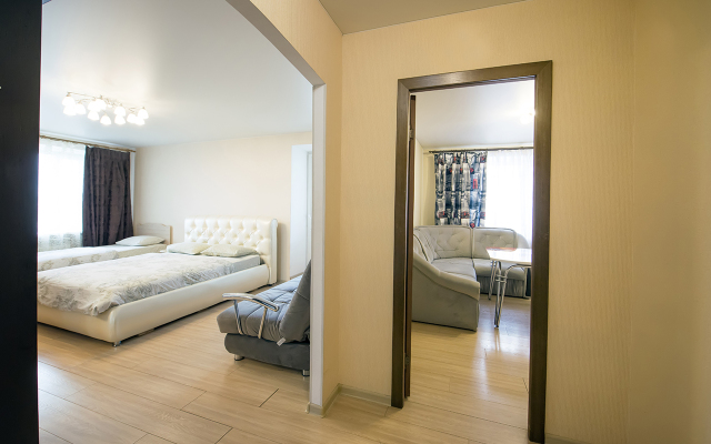 Квартира на Челюскинцев 62 НаСутки35