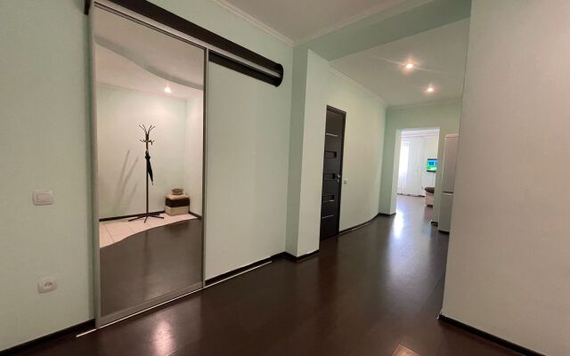 Квартира на Ямашева 102а