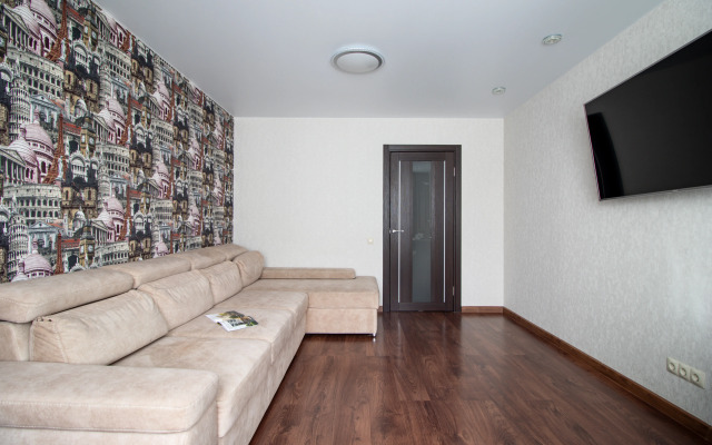 Tikhiy 4 Flat