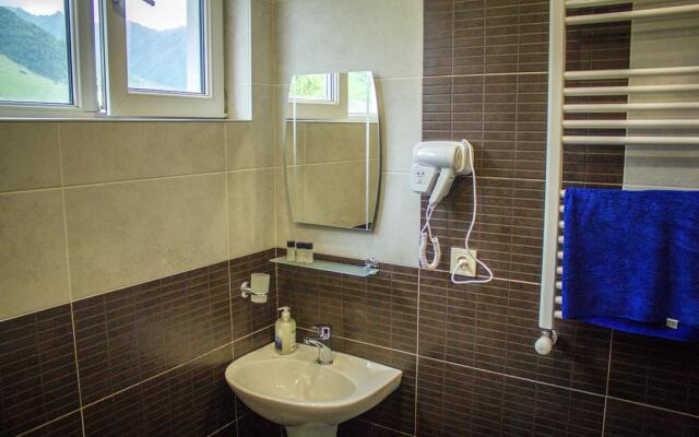 Aragvi Hotel
