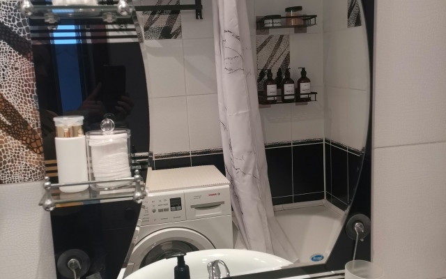 Zvereva 4 Apartments