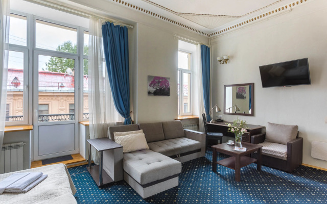 Aleksandr Hotel