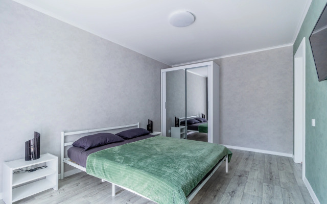 Dvukhkomnatnye V Rybnoy Derevne U Domika Smotritelya Apartments