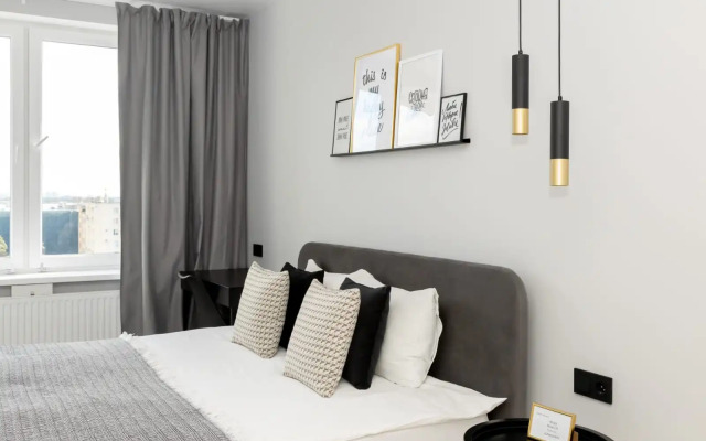 Apartments Apartamentyi Skylight na Parfenovskoj (2)