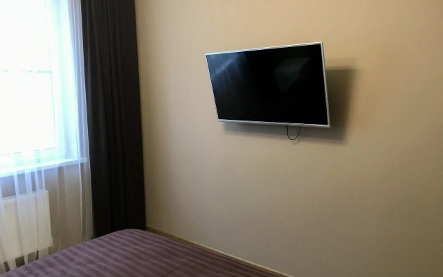 Современная комфортная квартира в спальном районе, рядом с выездом из города