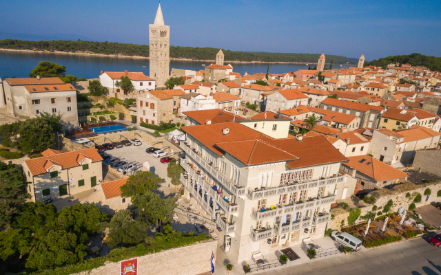 Arbiana Heritage Hotel