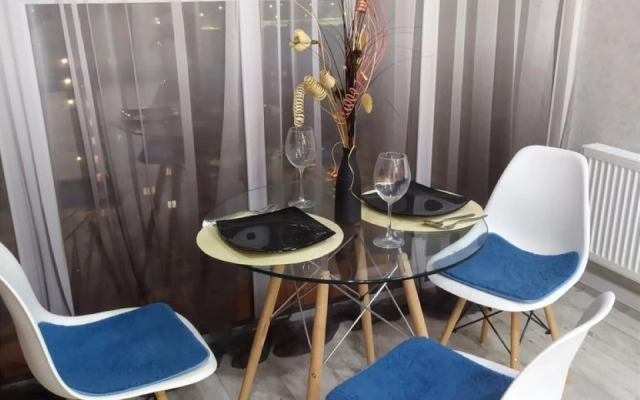 Квартира с Панорамными Окнами на Елeцком