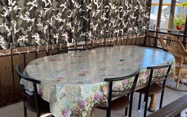 Robinzon guest house