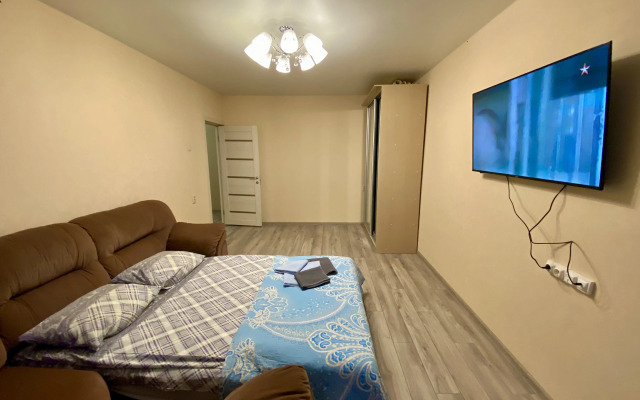 Na ulitse Tvardovskogo 16 Flat