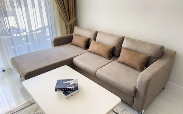 Qoople Azura World S 16 Apartments