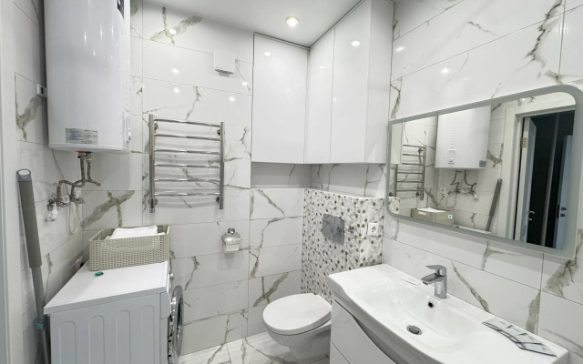 Apartments Chetyrekhmestnaya Dizaynerskaya Kvartira V Zhk "novin"