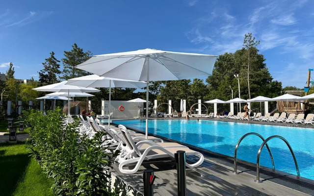 Апартаменты Изысканная Студия  Du Soleil в Резиденции Европа