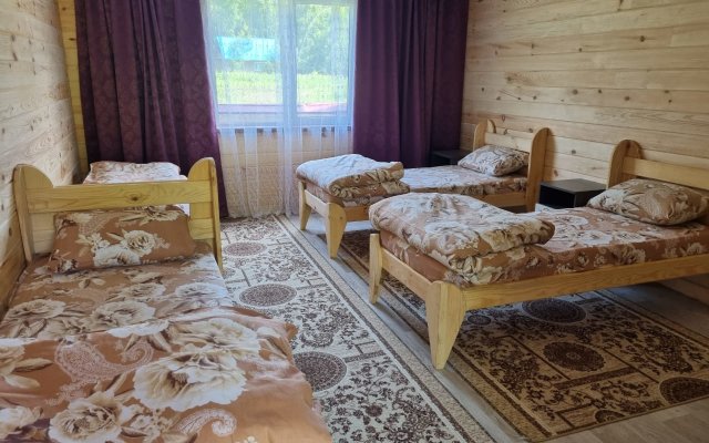 Yashkin Dom Guest House