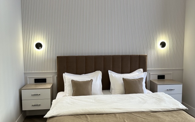 Hotel Five Hotel