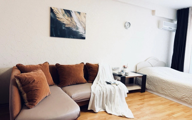 Na Petra Yermolaeva 1 Flat