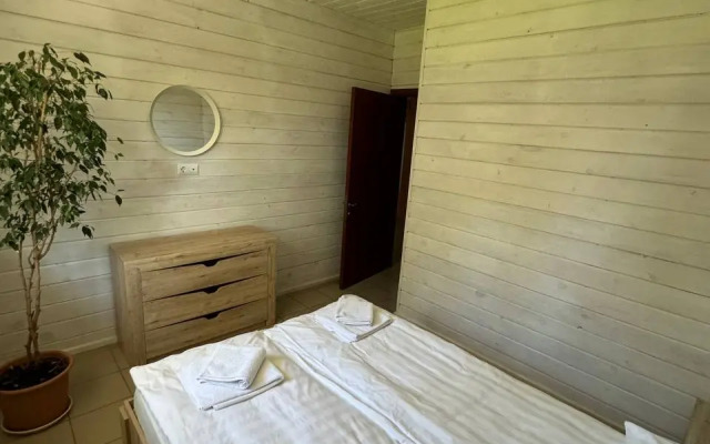 Gostevoy Dom Formoza Guest House