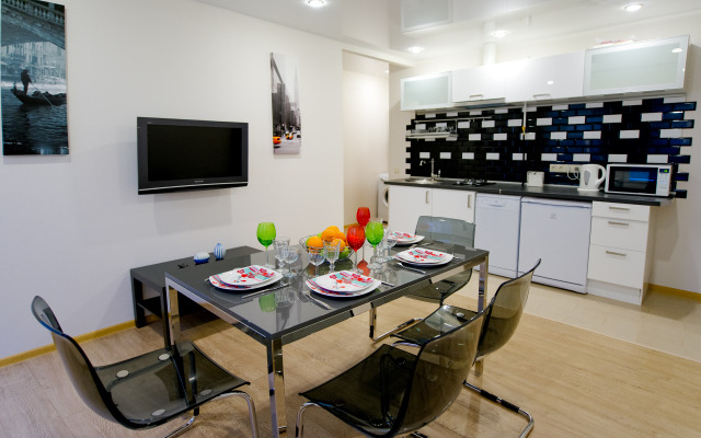 Anarin Apartments Flat 4