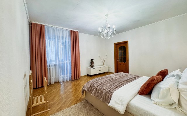 Квартира 2-к. Квартира 80 м² 3 Кровати